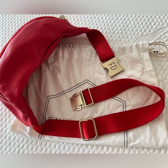 Fawny Pack - Picture 6 of 6